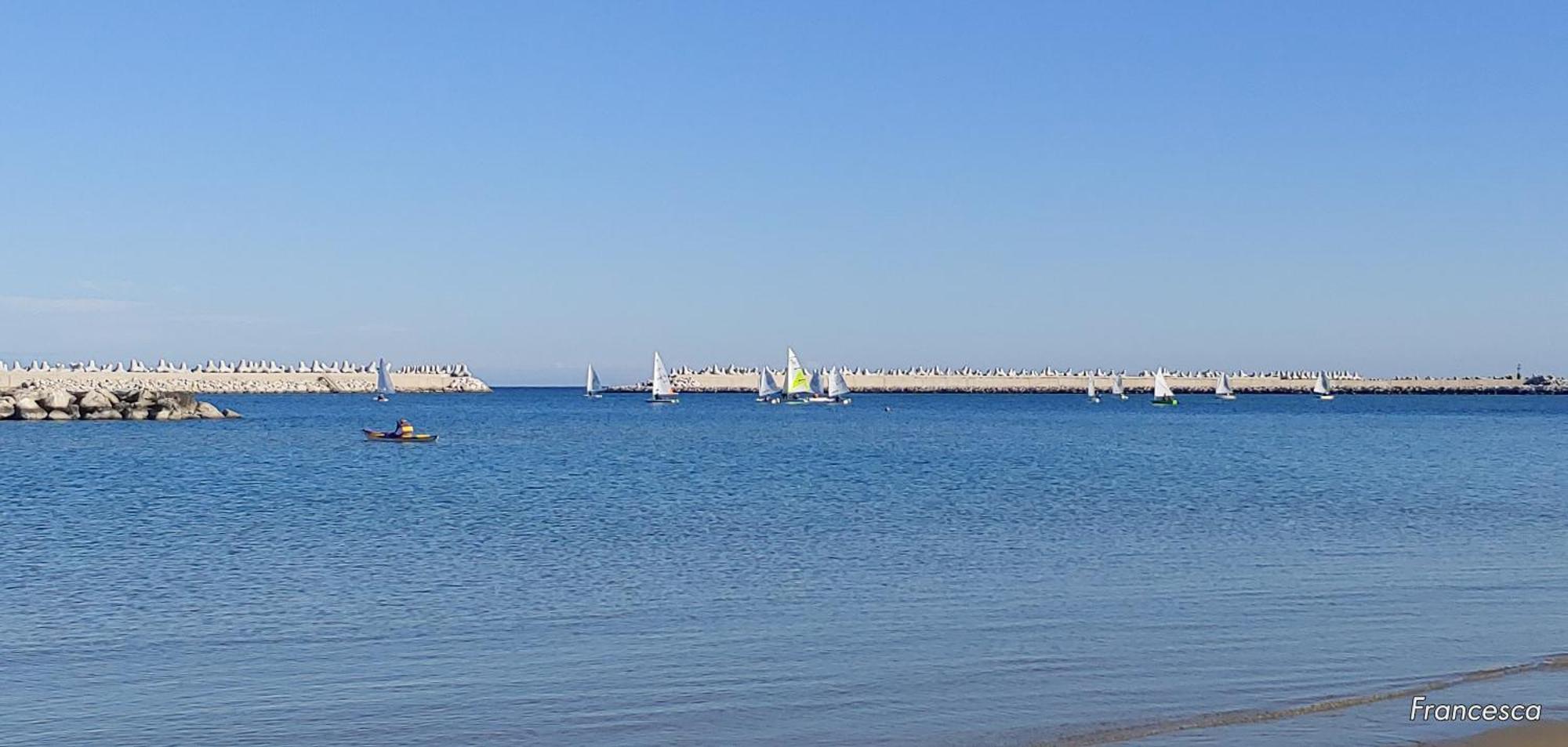 Casa Di Pipo - Appartamento Davanti Al Mare 페스카라 외부 사진